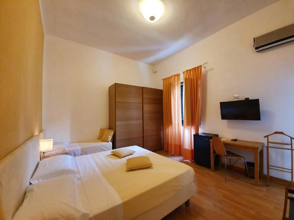 Hotel Raffaelli Villa Angela Форте-деи-Марми Экстерьер фото